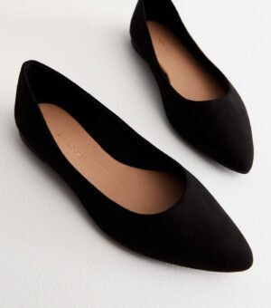 Newlook Black Suedette Pointed Ballerina Pumps
Size 39
