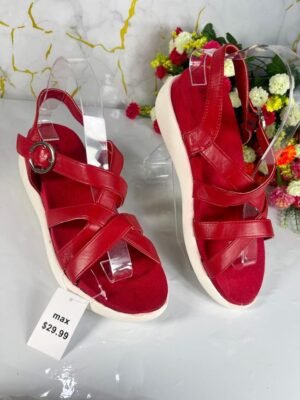 Max wedge sandals
sizes 38,39,40