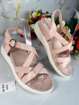Max wedge Sandals 
Sizes: 38,39,40