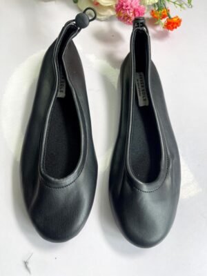 Feversole black shoe 
Size 37, 38