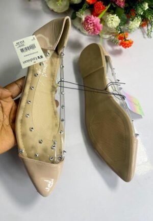 it's fashion
Size 40