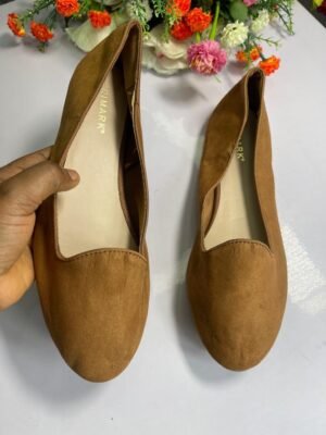 Primark shoes in brown colour. (swede) 
Size 38,41