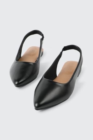 Ardene pointed toe slingback shoes
Sizes 39,40,41