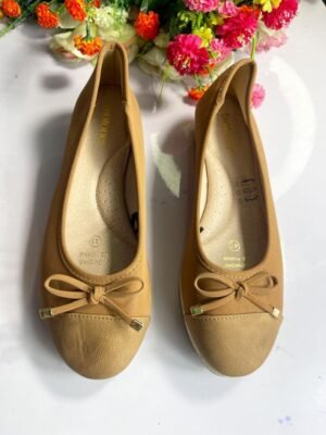 Soloner low wedge brown asperdrille shoe
Size 41