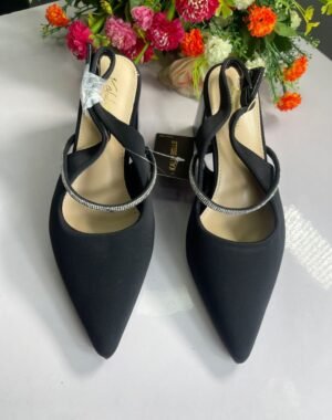 Basic K017-6 jm Black colour
Size 39