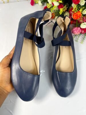 Emma Newyork blue 
Sizes 39,41,42