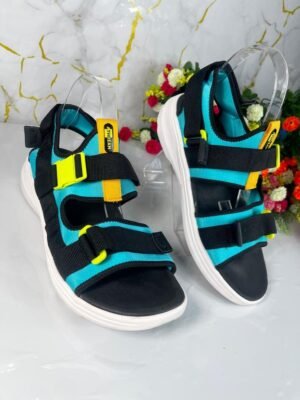 Thream  
Size 40/41, 42/43