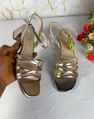 Remote sandals. Gold & Silver straps
Size 39,40