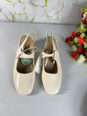 LC Walkiki shoes
Size 39