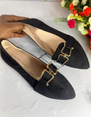 Select shoes
Size 38,39