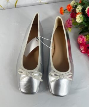 Yours clothing silver shoes
Size 44