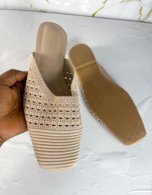 Flora Bella half shoes 
Size 39,40