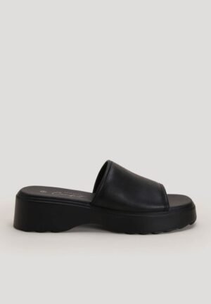 Peacocks Black wedge mule
Size 40