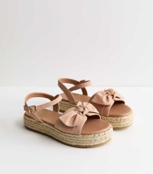 New Look Extra Wide Feet in light pink
Size 37,41. suitable for 38,42