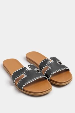 Yoursclothing Extra wide fit mule 
Size 42. perfect for a 43