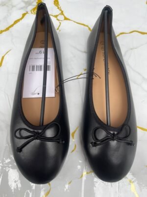 Rofei Racen shoes in black ⚫️ 
Size 39,40,41,42